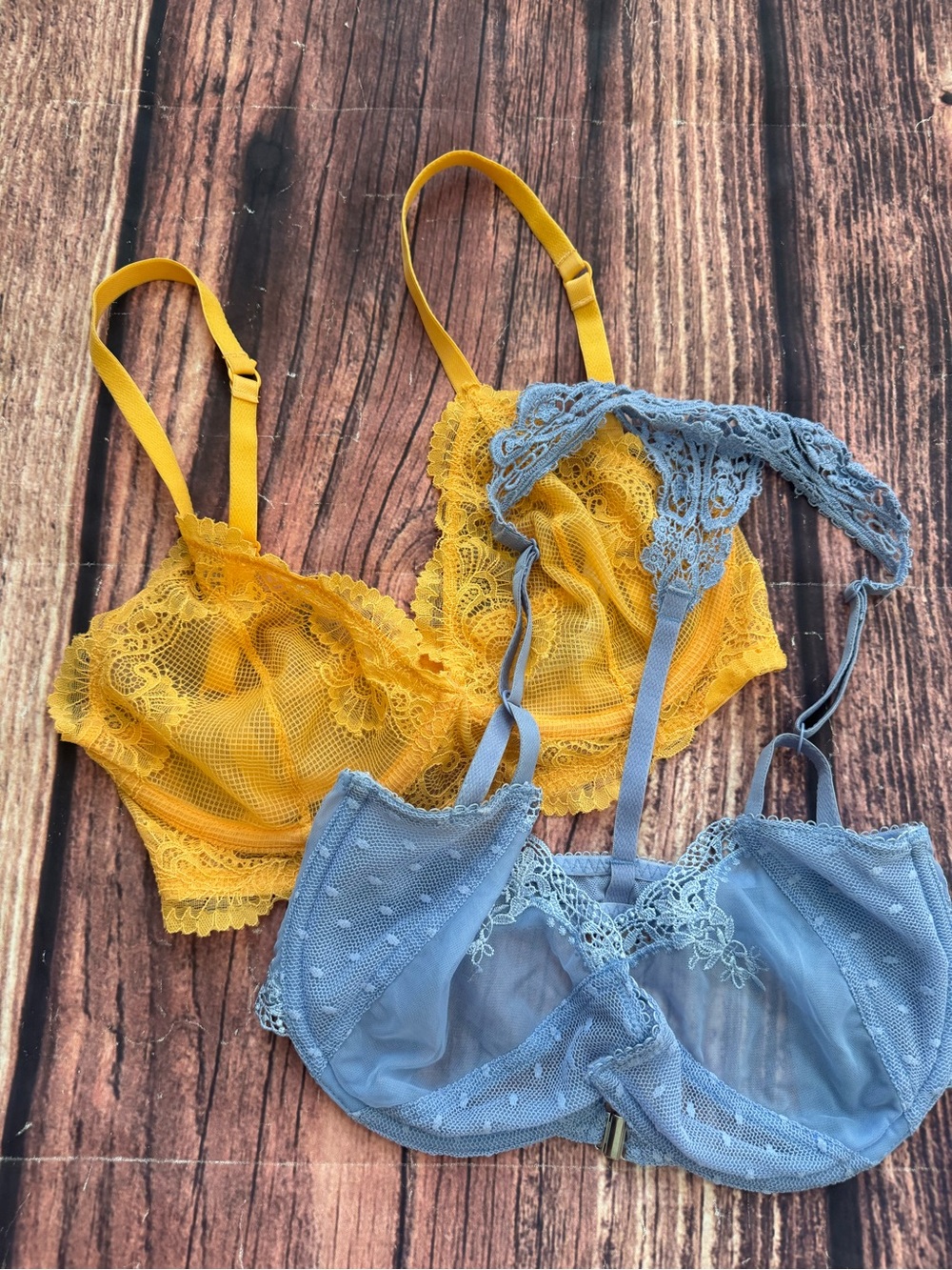 Free People Lace Underwire Bra Bundle 32DD